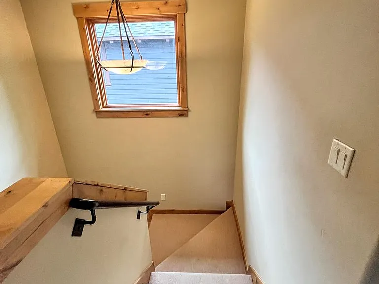 56 Beesley Ln — Photo 21
