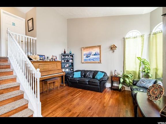3rd image of 80 E Heron Ct #216