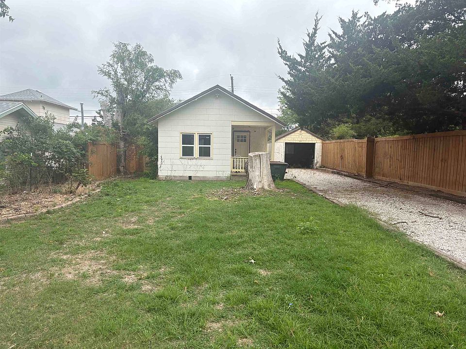 1st image of 407 N Iuka St