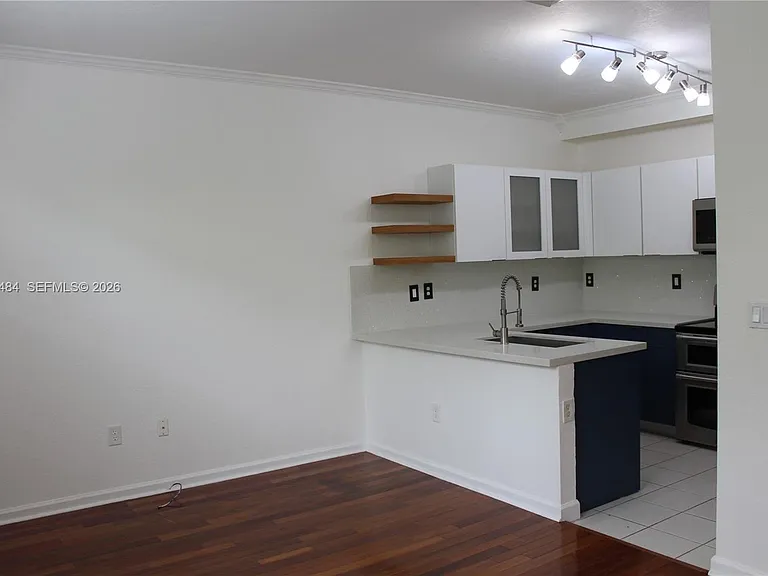 4445 SW 160th Ave #205 — Photo 9