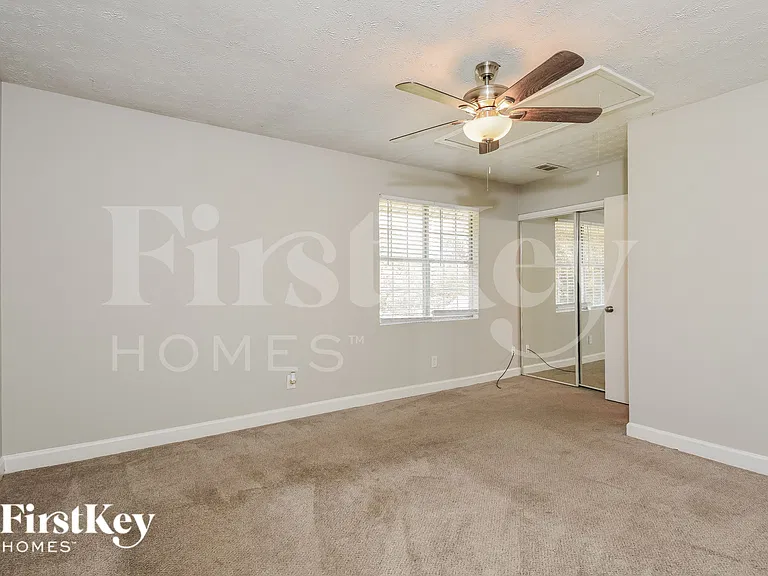 5664 Perk St — Photo 12