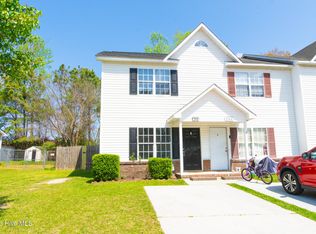 210 Mesa Ln, Jacksonville, NC 28546