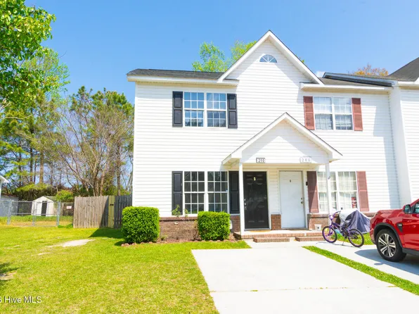 210 Mesa Ln, Jacksonville, NC 28546