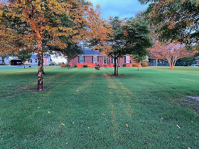 1st image of 344 Thomas Ln