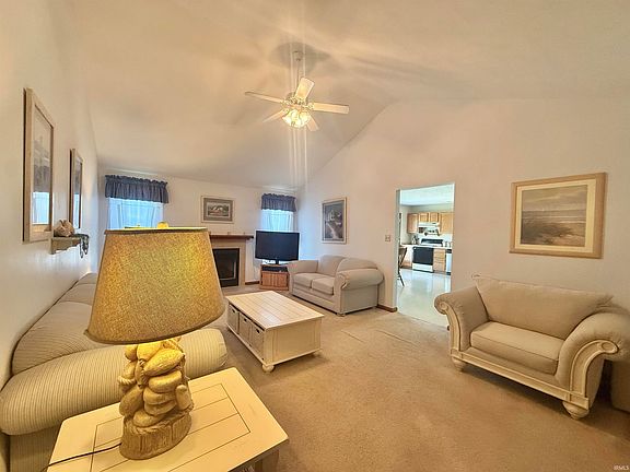 3rd image of 6200 Summit Pointe Way