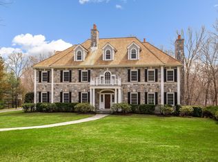 25 Dublin Hill Dr, Greenwich, CT 06830