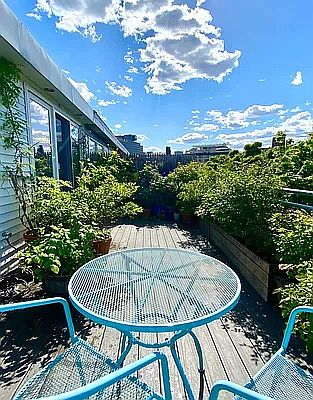 3rd image of 39 Carmine St APT 2D