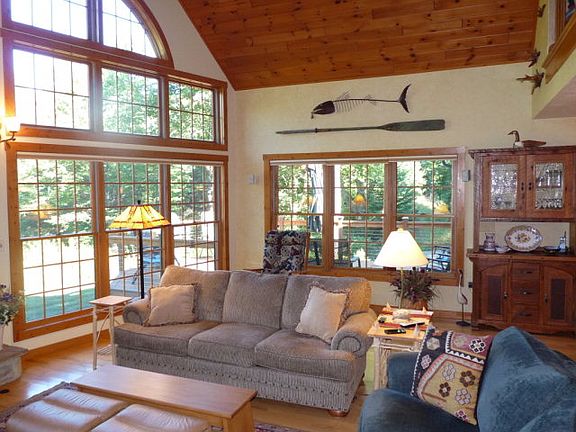 5th image of 10638 Buckhorn Ln