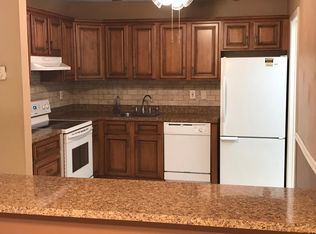 106 Amberly Dr UNIT D, Manalapan, NJ 07726