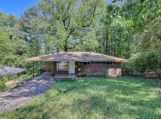 2 Woodcliff Cir, Little Rock, AR
