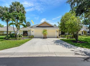 1336 Park Lake Dr #28-L, Naples, FL 34110