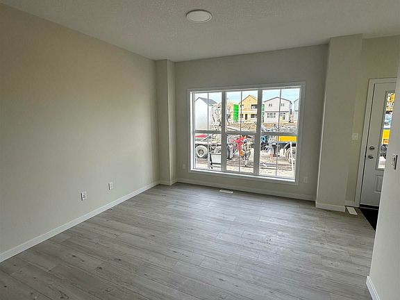 5th image of 3313 Erlanger Bnd NW