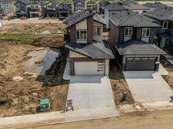 4643 17th Ave SW, Edmonton, AB T6X 1X8