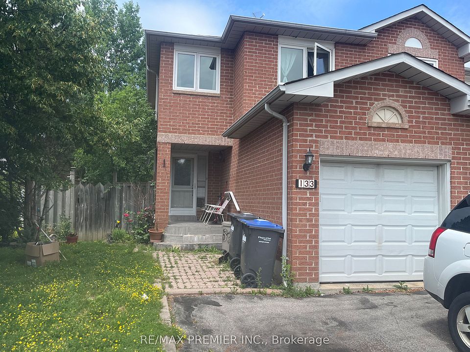 2nd image of 133 Saddletree Trl N