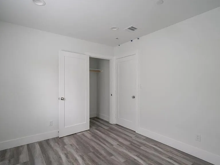 2408 S Redondo Blvd #2408 — Photo 13