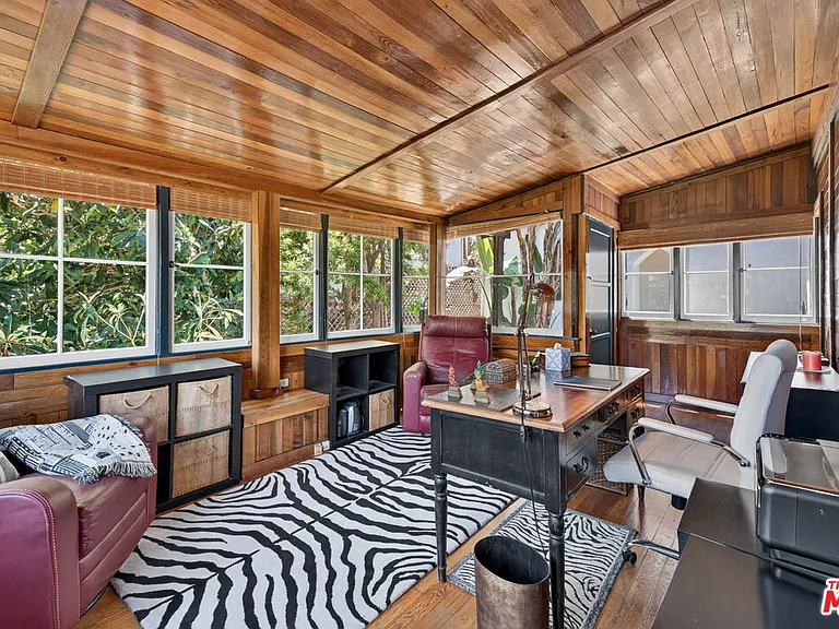 1221 Edris Dr — Photo 35