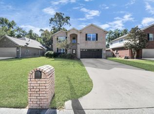 8918 Rolling Rapids Rd, Humble, TX 77346