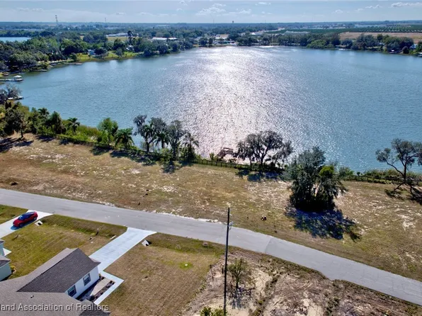 1225 Ridge Dr, Avon Park, FL 33825