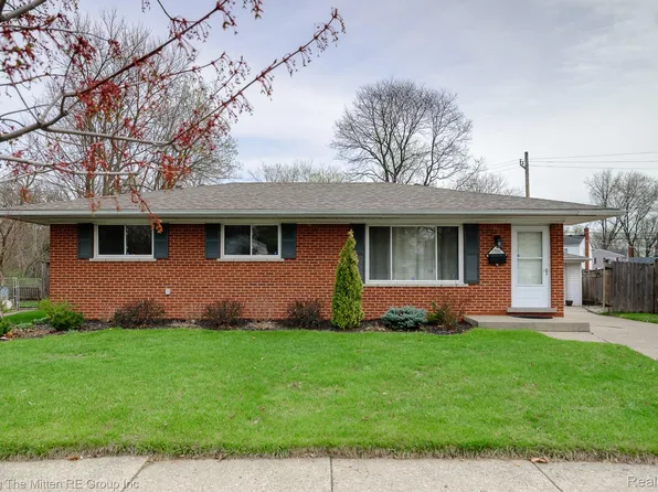 23116 Glenmoor Hts, Farmington, MI 48336