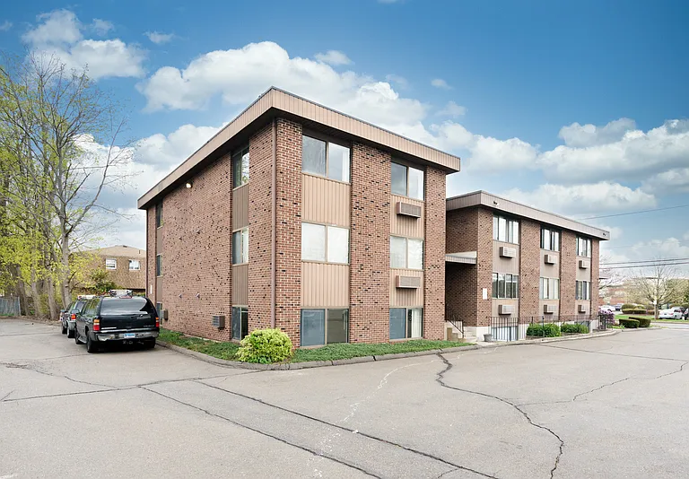 65 East St #23 — Photo 3