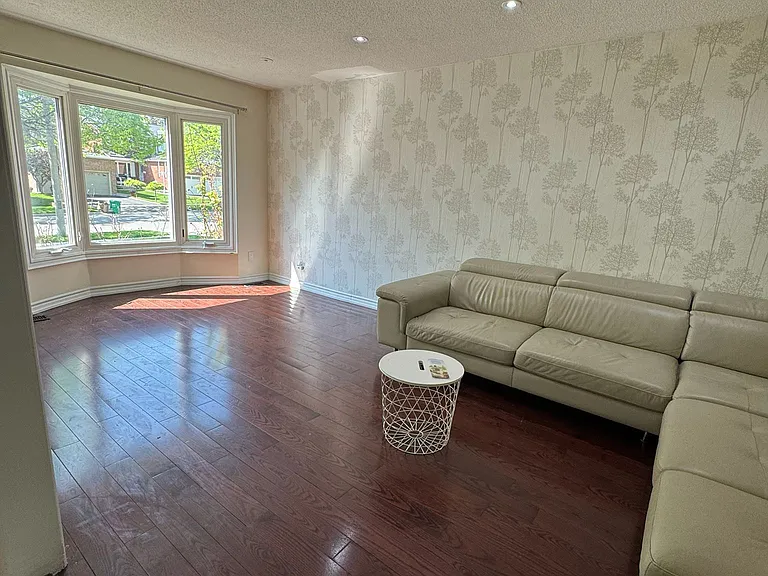 116 Flowertown Ave — Photo 9