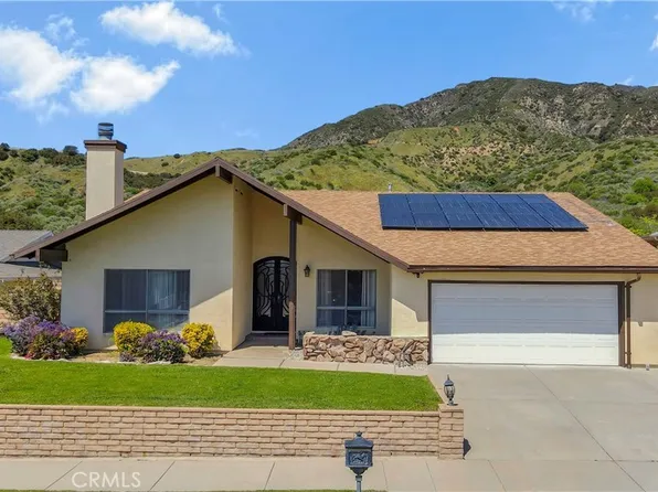 13763 Almetz St, Sylmar, CA 91342