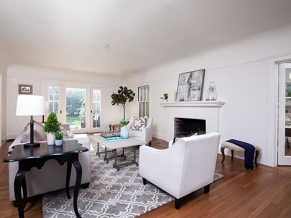3rd image of 684 Mirada Ave