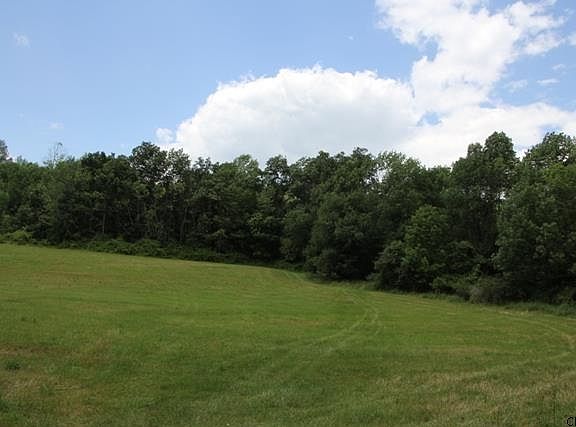 2nd image of 643 Bear Gulch Rd