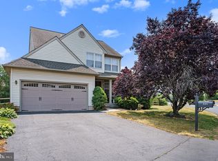 645 Stewart Rd, Collegeville, PA 19426