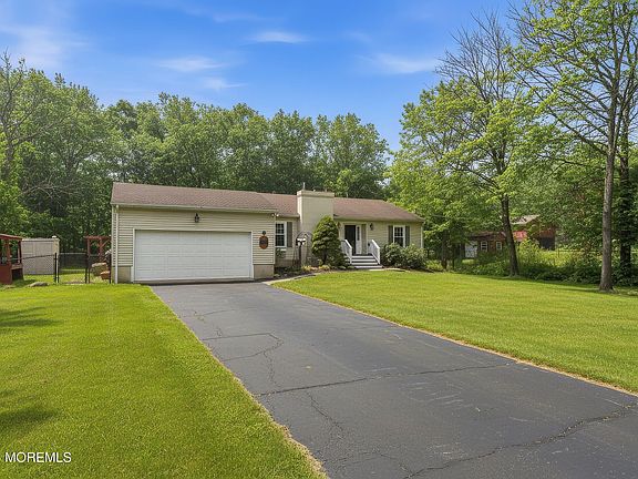 2nd image of 638 Freehold Road