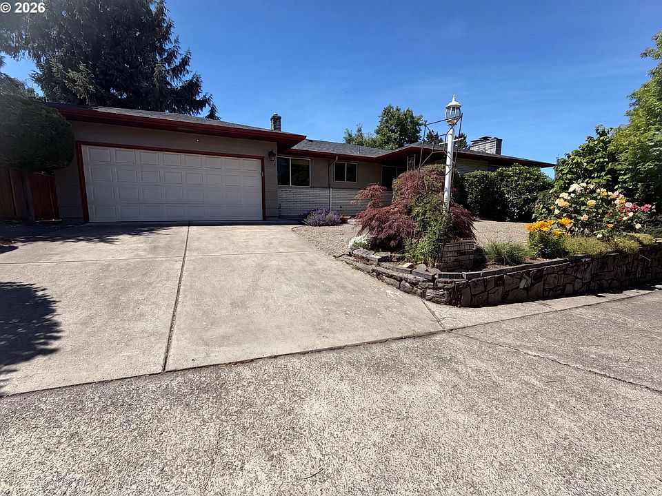 1st image of 3311 NE 145th Ave