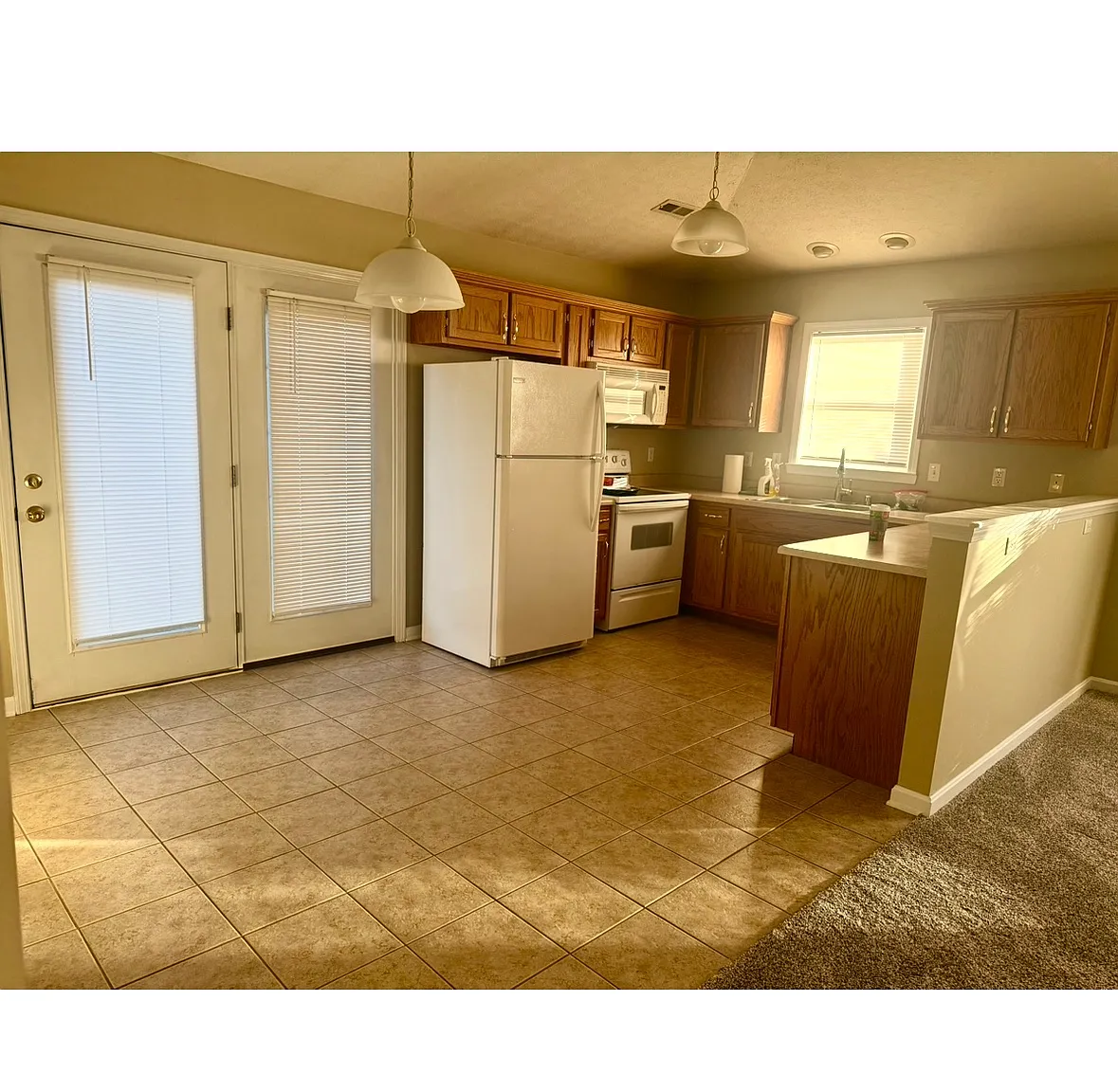 2 bed, 1100 sqft, $1,200 — Photo 4