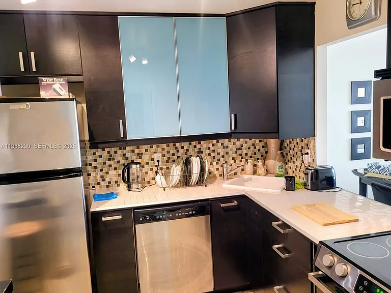 601 Three Islands Blvd #511 — Photo 11