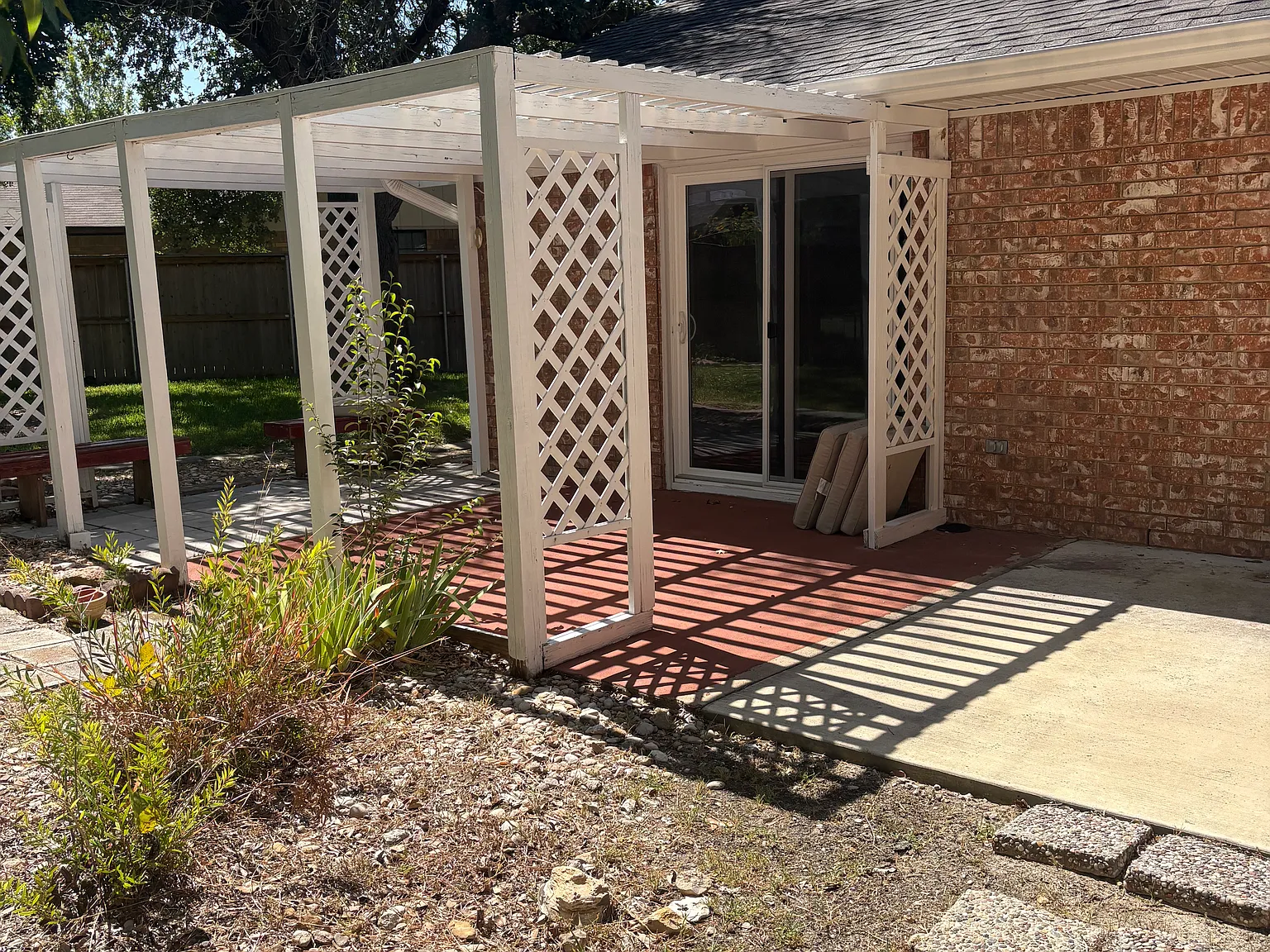 3 bed, 1671 sqft, $1,900 — Photo 4