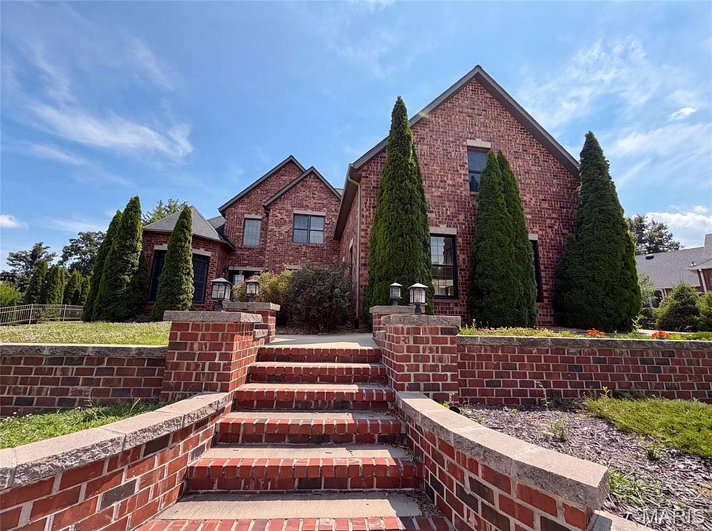 120 Fox Hill Ct, Edwardsville, IL 62025 | MLS #26047712 | Zillow