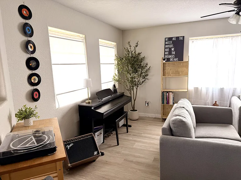1243 Fairbanks Dr — Photo 4