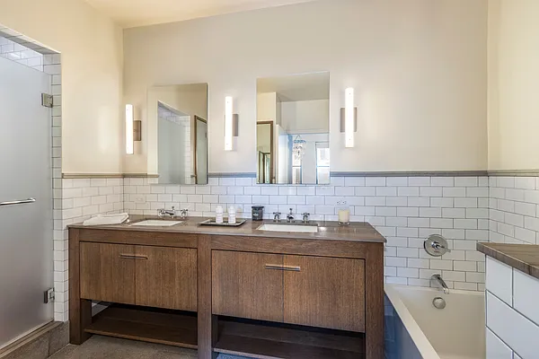 Sold by Corcoran | media 7