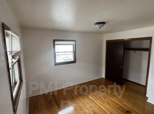 5817 N 76th St, Milwaukee, WI 53218