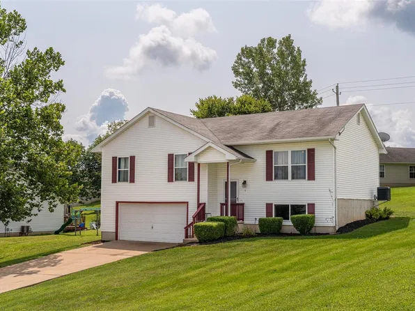 6 Monterey Ct, Union, MO 63084