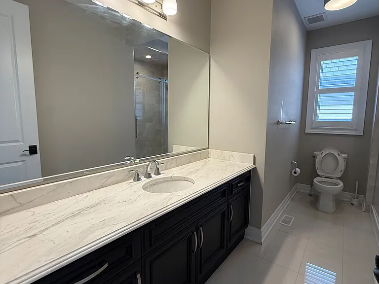 222 N Park Blvd — Photo 31