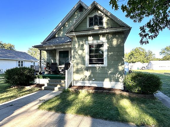 3rd image of 142 N Fulton Ave