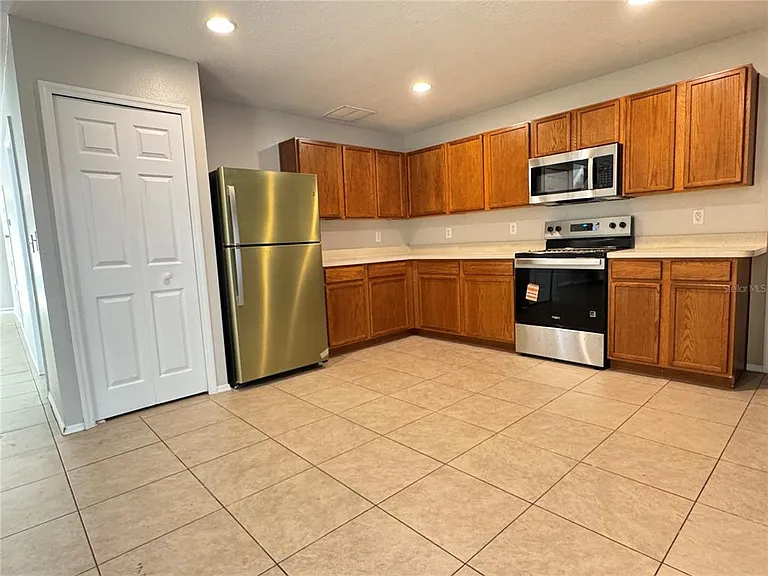 13807 Fareham Rd — Photo 10