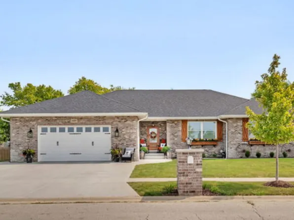 1685 Locust Rd, Morris, IL 60450