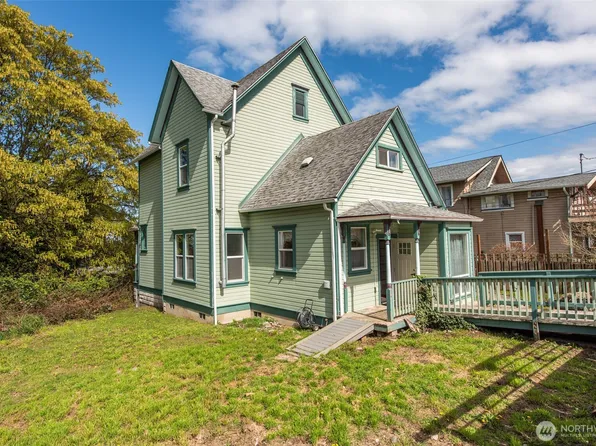 318 W 8th Street, Port Angeles, WA 98362