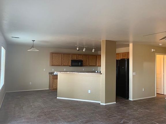 3rd image of 4147 E Cameo Point Dr