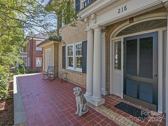 4th image of 218 Kimberly Ave