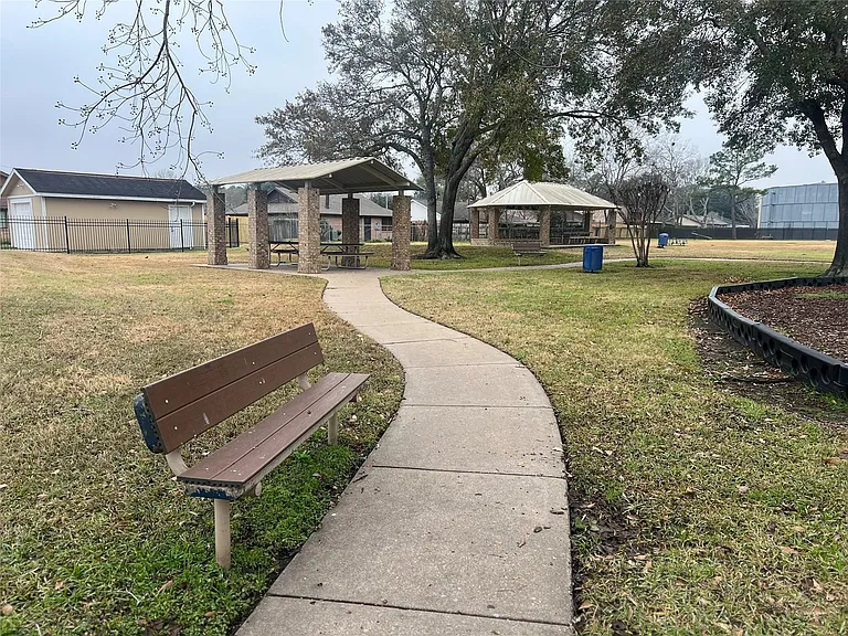 10322 Clarktower Ln — Photo 35