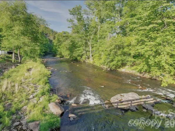 174 Nix Creek Rd, Canton, NC 28716