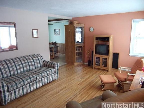 5th image of 832 24th Ave N