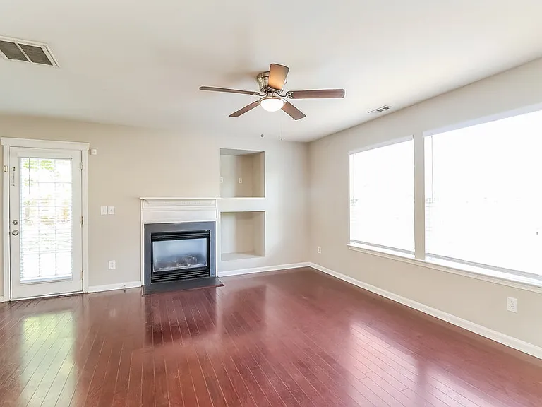 4603 Keeneland Ln — Photo 6